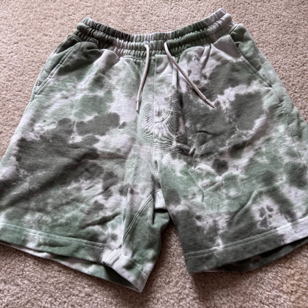 H&M Relaxed Fit Tie-Dye Sweat Shorts in Sage Green, Size XS